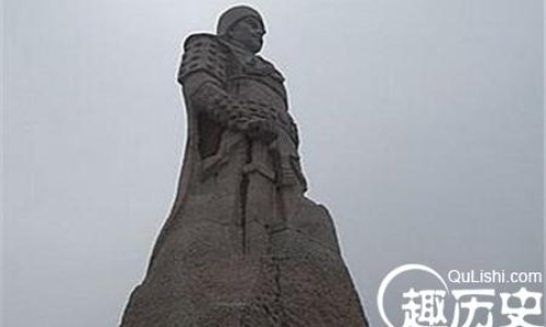 功效类似冬虫夏草网 - 网站提供功效类似冬虫夏草的药材小常识、和冬虫夏草长得很像的一种东西